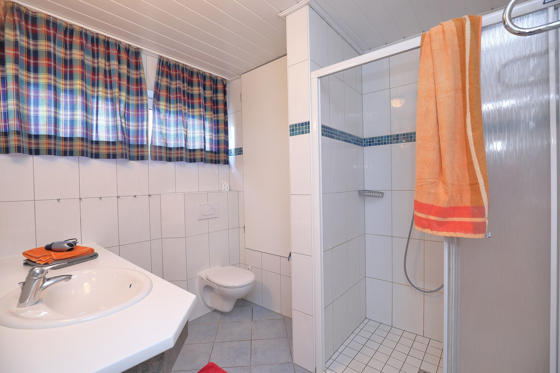 Fischerhus - Bad-FH-v1-min